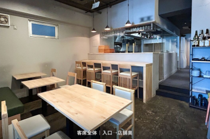 南青山2丁目ビル(1階)☆銀座線『外苑前』駅徒歩2分!明治神宮向かいの鉄板焼き屋居抜き♪の写真